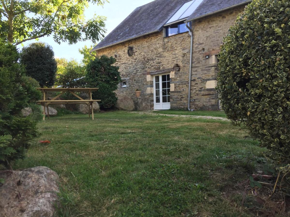 Etang Fleuri Bed & Breakfast Cahagnes Exterior photo